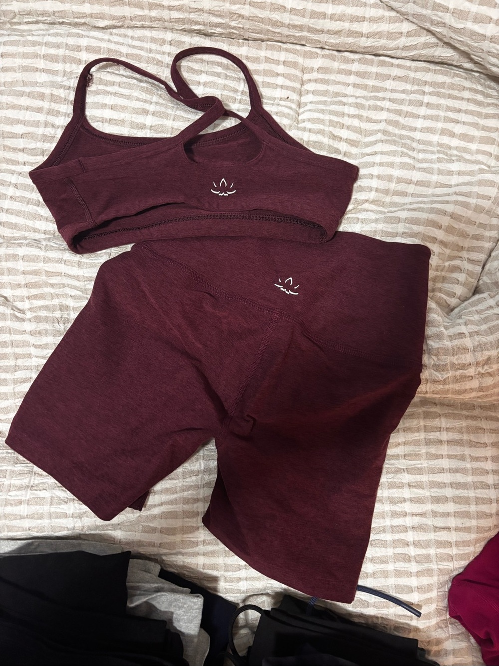 Beyond Yoga Women's Bike Shorts and Sports Bra Set in Burgundy - Picture 2 of 2